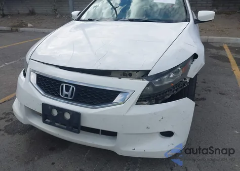 2010 Honda Accord 2.4 Ex-L z USA, uszkodzony, nr VIN 1HGCS1B87AA003815